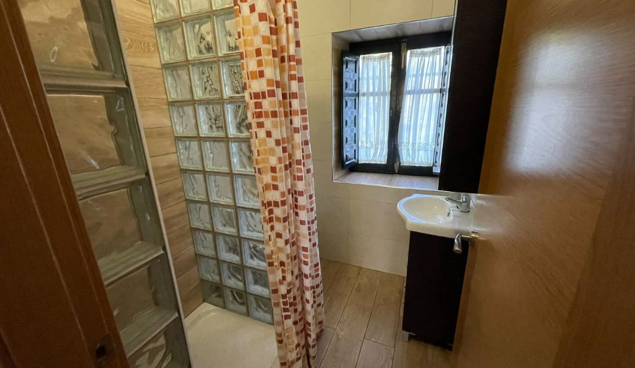 4 soveværelse Villa til leje i Competa med swimmingpool garage - € 2.350 (Ref: 10147460)