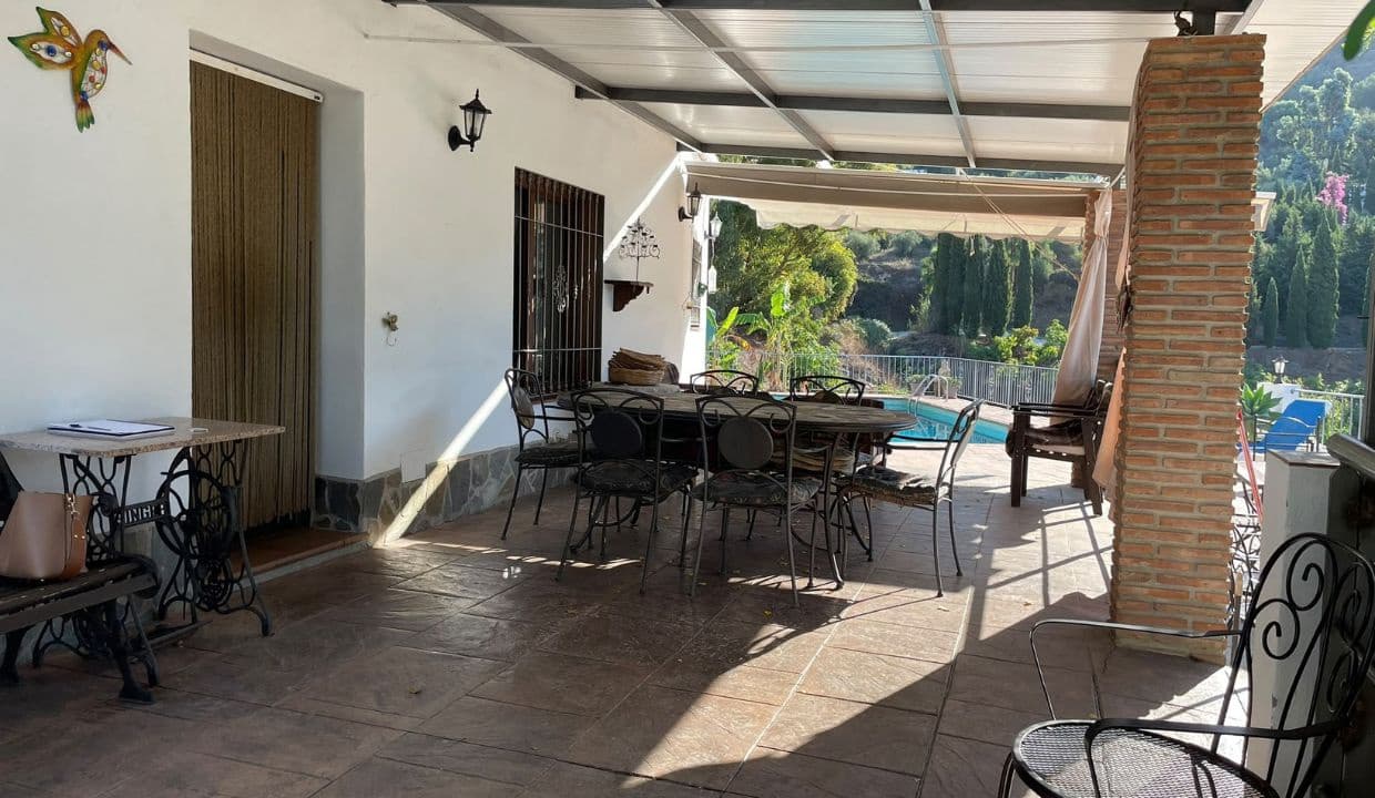 4 soveværelse Villa til leje i Competa med swimmingpool garage - € 2.350 (Ref: 10147460)