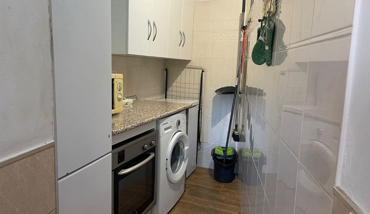 4 soveværelse Villa til leje i Competa med swimmingpool garage - € 2.350 (Ref: 10147460)