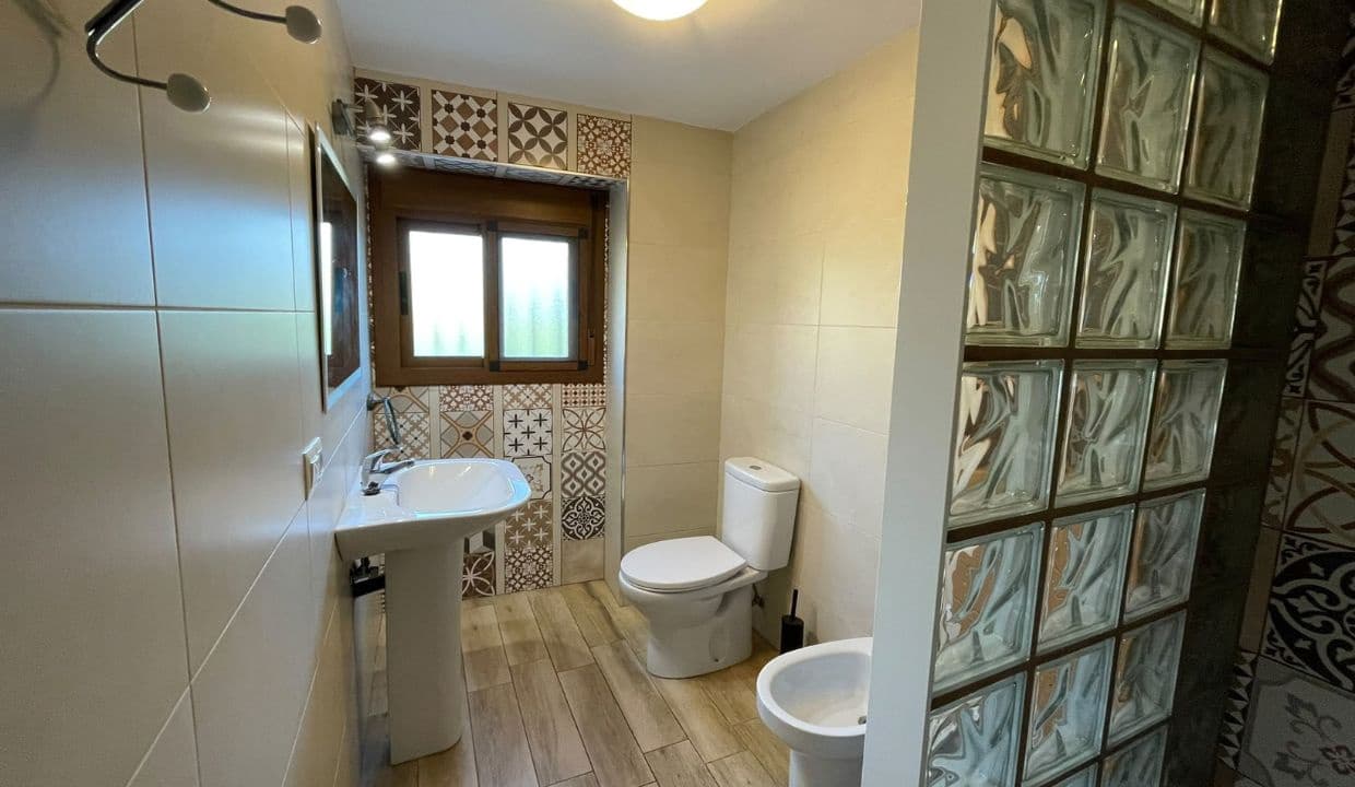 4 soveværelse Villa til leje i Competa med swimmingpool garage - € 2.350 (Ref: 10147460)