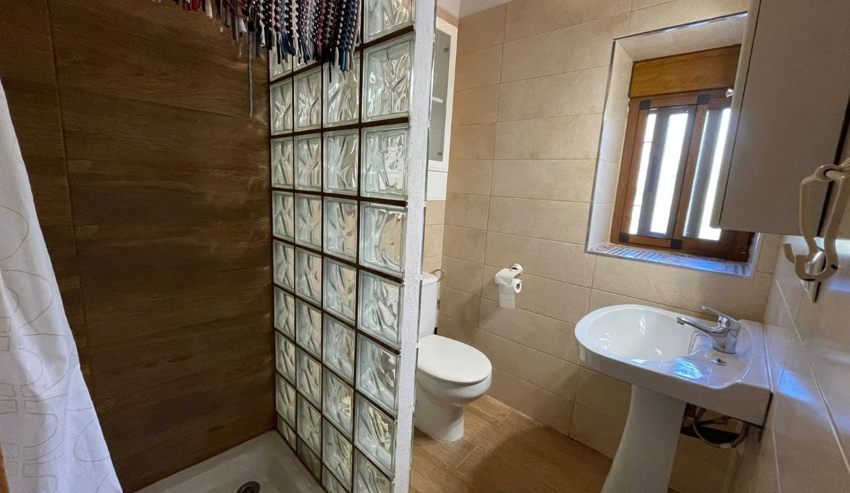 4 soveværelse Villa til leje i Competa med swimmingpool garage - € 2.350 (Ref: 10147460)