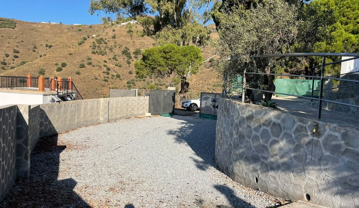 4 soveværelse Villa til leje i Competa med swimmingpool garage - € 2.350 (Ref: 10147460)
