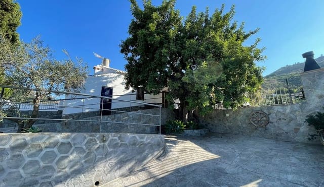 4 soveværelse Villa til leje i Cómpeta med swimmingpool garage - € 2.350 (Ref: 10147460)