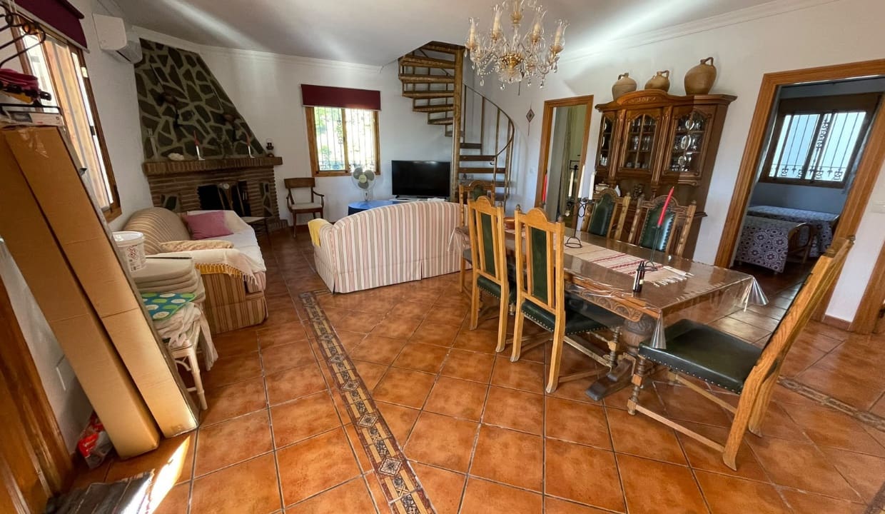 9 Zimmer Villa zu vermieten in Competa mit Pool Garage - 3.500 € (Ref: 10175502)