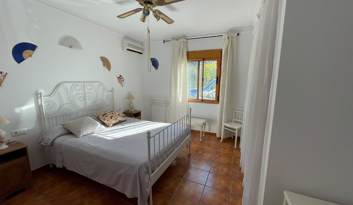 9 Zimmer Villa zu vermieten in Competa mit Pool Garage - 3.500 € (Ref: 10175502)