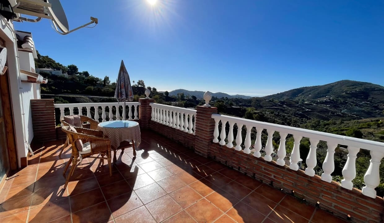 9 Zimmer Villa zu vermieten in Competa mit Pool Garage - 3.500 € (Ref: 10175502)