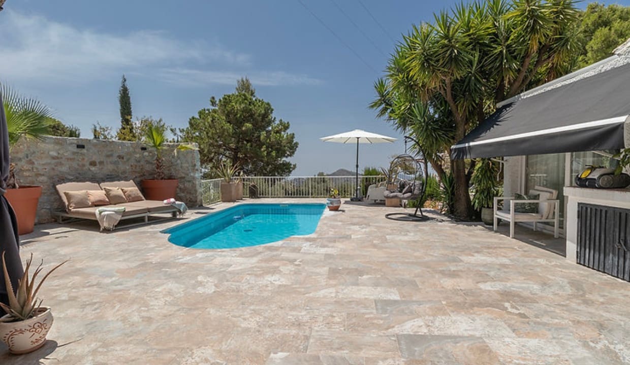 2 slaapkamer Villa te koop in Competa met zwembad - € 459.000 (Ref: 10181035)
