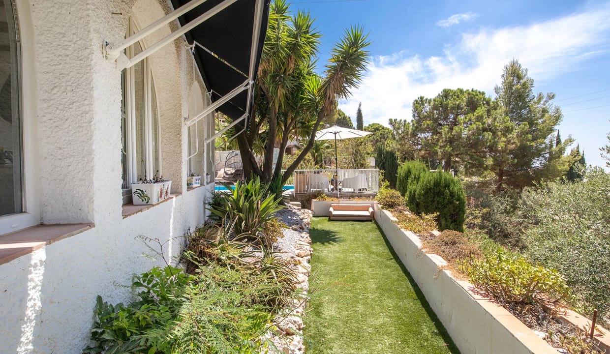 2 slaapkamer Villa te koop in Competa met zwembad - € 459.000 (Ref: 10181035)