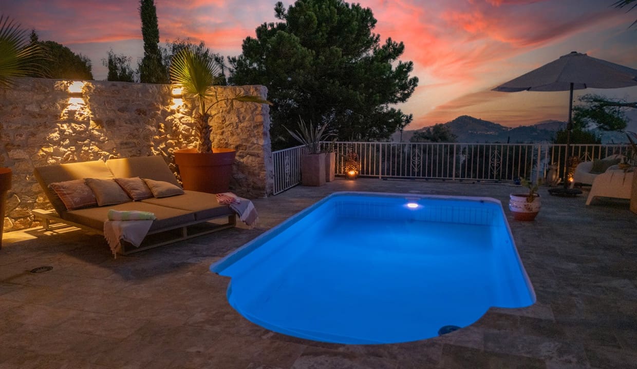 2 slaapkamer Villa te koop in Competa met zwembad - € 459.000 (Ref: 10181035)
