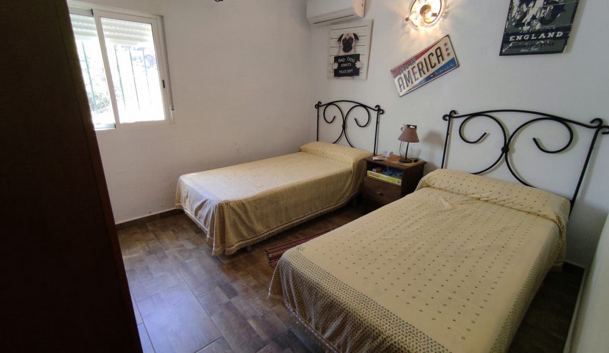 2 soveværelse Villa til salg i Competa med swimmingpool - € 425.000 (Ref: 7193795)