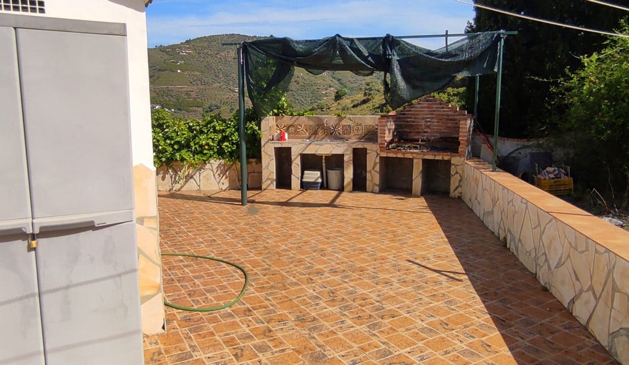 2 soveværelse Villa til salg i Competa med swimmingpool - € 425.000 (Ref: 7193795)