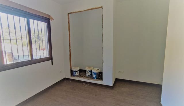 3 sypialnia Willa na sprzedaż w Cómpeta - 280 000 € (Ref: 7193796)