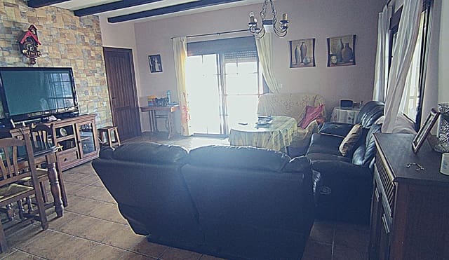 3 quarto Moradia para venda em Archez com piscina garagem - 450 000 € (Ref: 7193833)