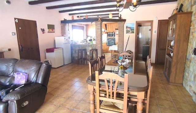 3 quarto Moradia para venda em Archez com piscina garagem - 450 000 € (Ref: 7193833)