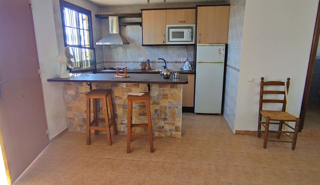 3 soveværelse Villa til salg i Archez med swimmingpool garage - € 450.000 (Ref: 7193833)