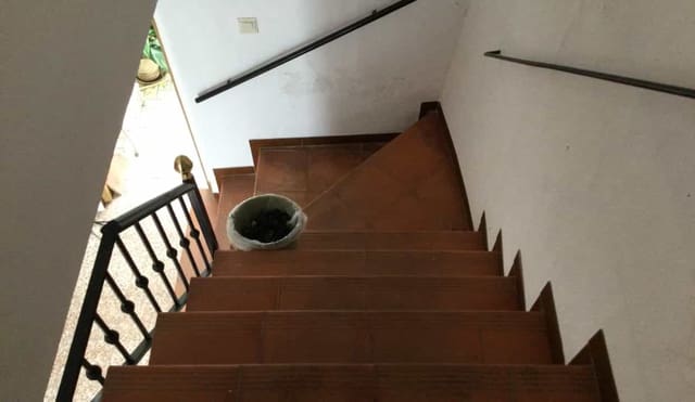 4 quarto Casa em Banda para venda em Canillas de Albaida - 106 000 € (Ref: 7193834)