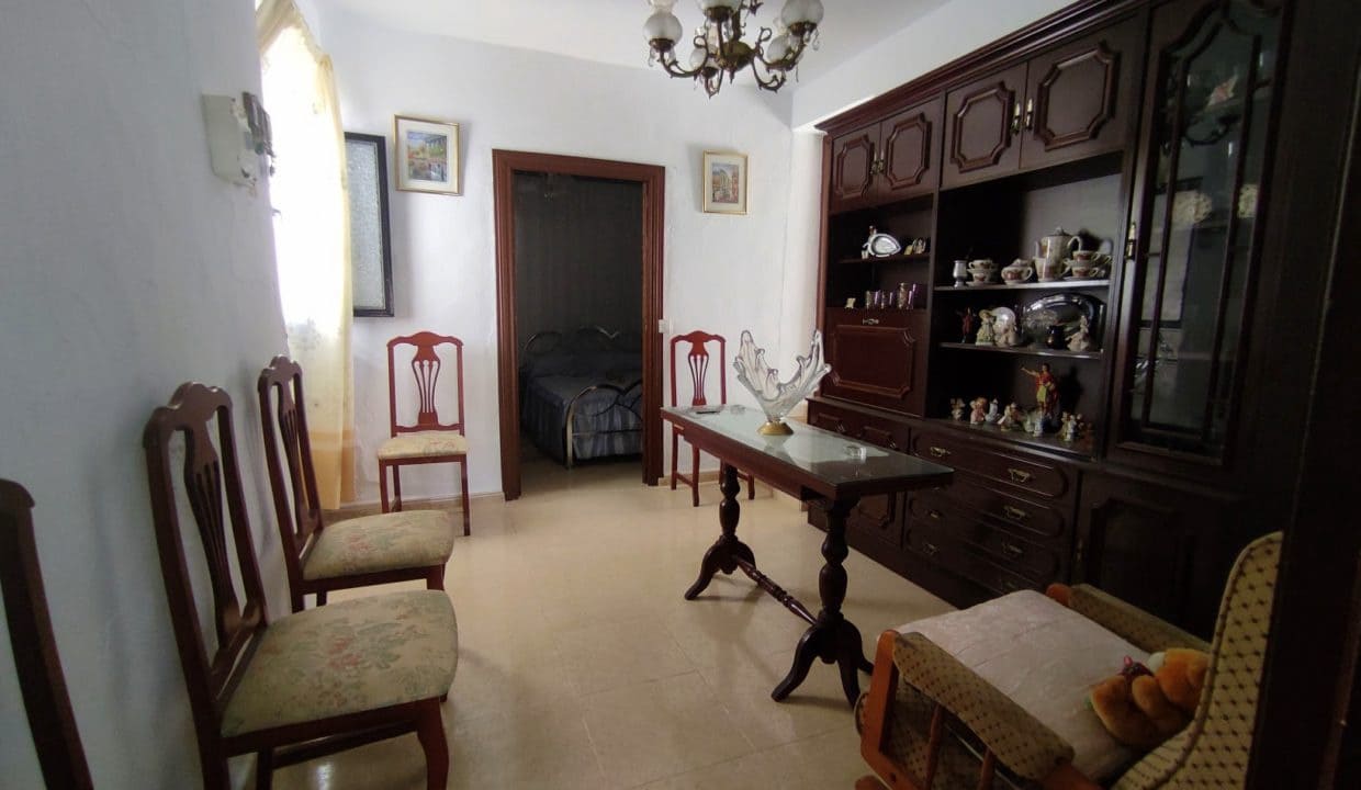 2 makuuhuone Omakotitalo myytävänä paikassa Competa - 156 000 € (Ref: 7193849)