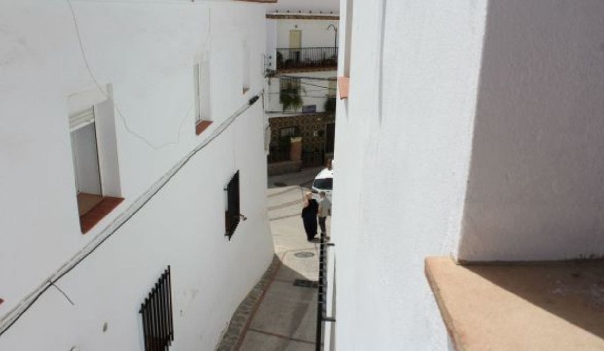 3 soveværelse Byhus til salg i Canillas de Albaida - € 67.000 (Ref: 7357805)