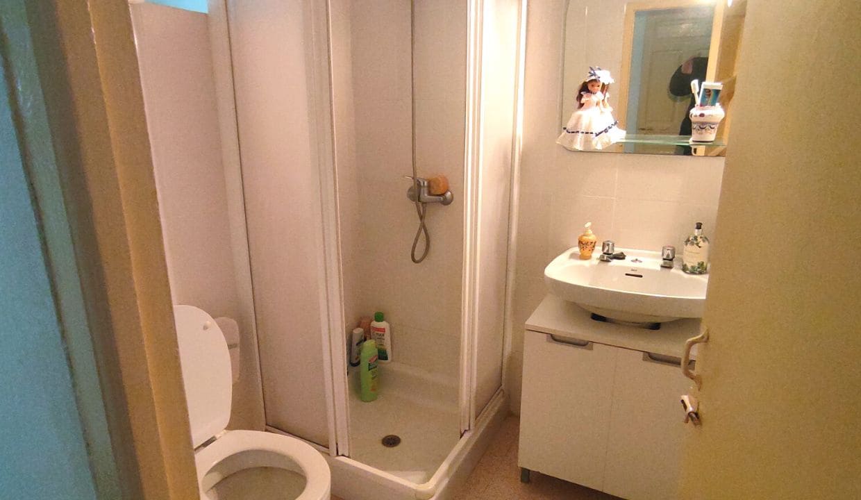 5 soverom Hus til salgs i Competa med garasje - € 148 500 (Ref: 7373744)