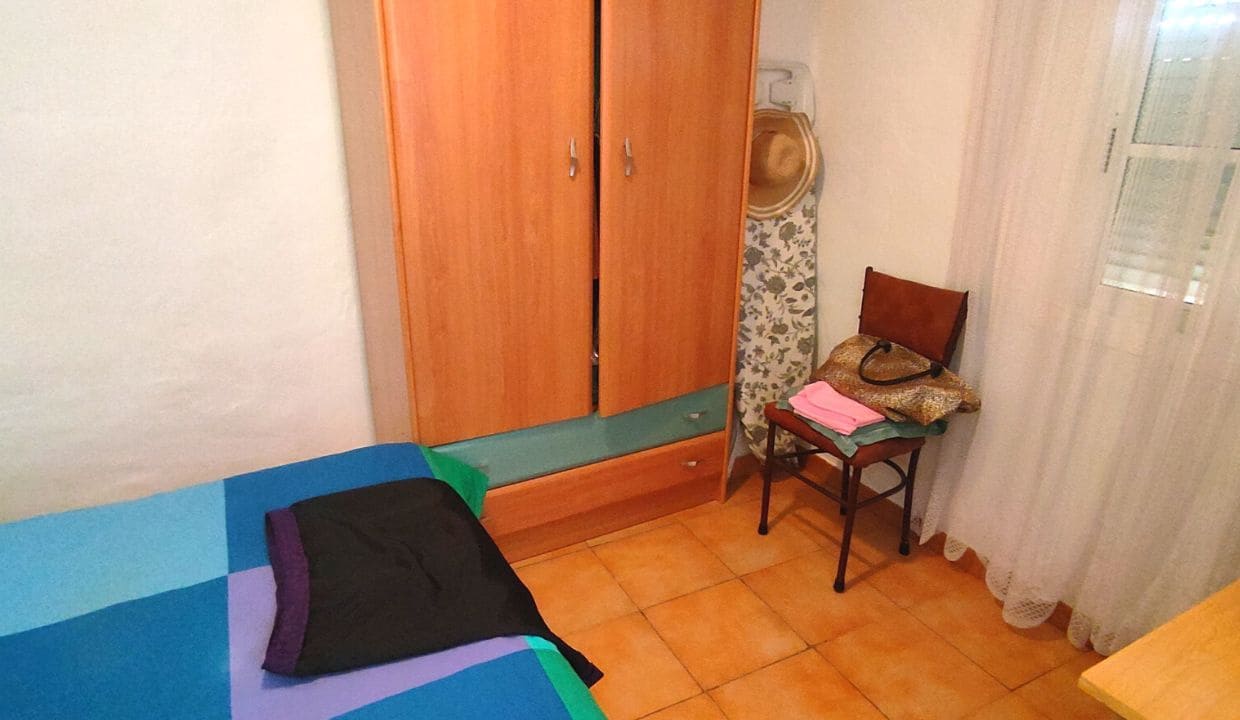 5 soverom Hus til salgs i Competa med garasje - € 148 500 (Ref: 7373744)