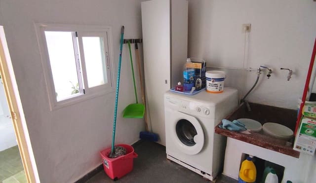 5 sypialnia Dom na sprzedaż w Cómpeta z garażem - 148 500 € (Ref: 7373744)