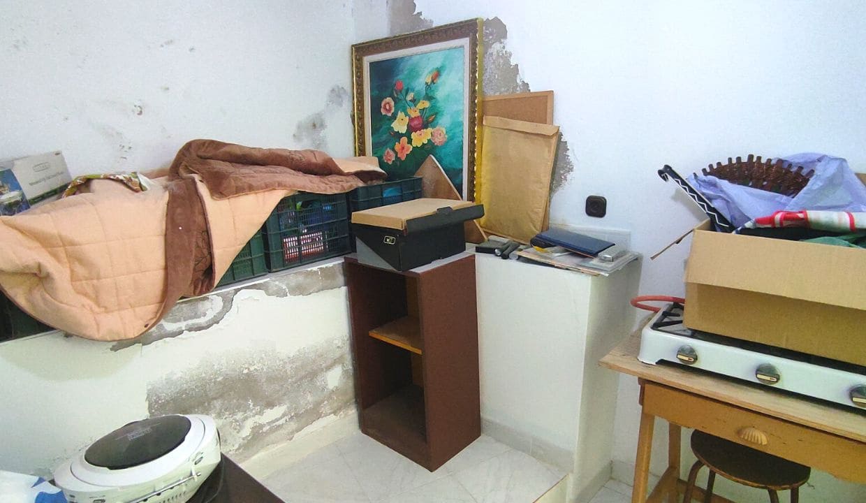 8 soverom Hus til salgs i Canillas de Albaida - € 143 000 (Ref: 7449934)