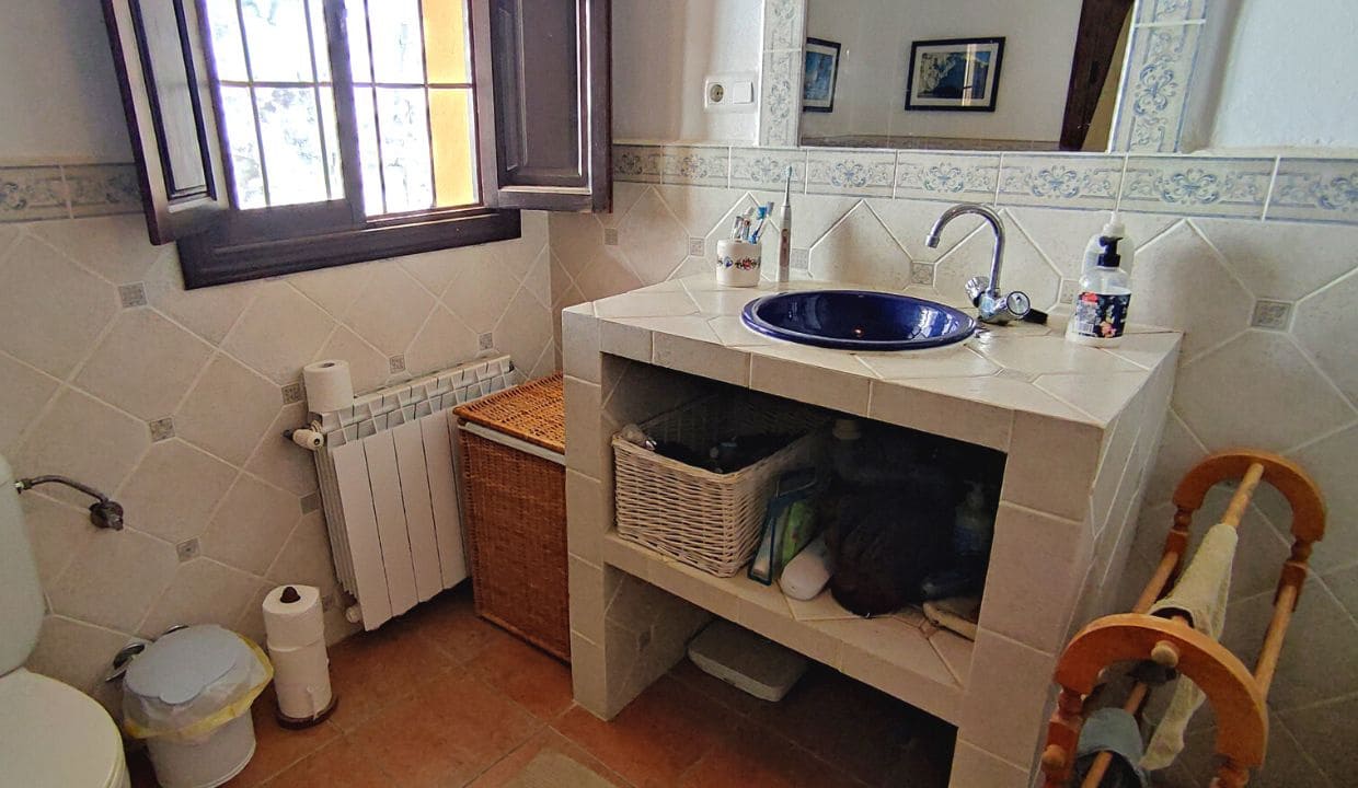 3 camera da letto Villa da affittare in Competa con piscina garage - 1.200 € (Rif: 7537532)