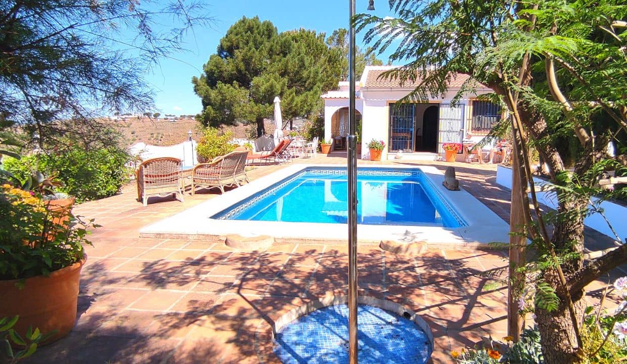 3 camera da letto Villa da affittare in Competa con piscina garage - 1.200 € (Rif: 7537532)