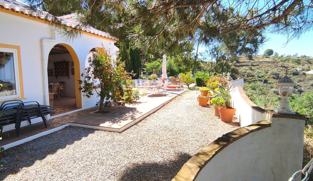 3 camera da letto Villa da affittare in Competa con piscina garage - 1.200 € (Rif: 7537532)