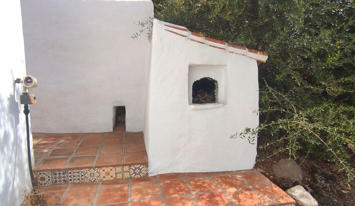 5 soveværelse Villa til salg i Competa med swimmingpool - € 399.000 (Ref: 7724306)