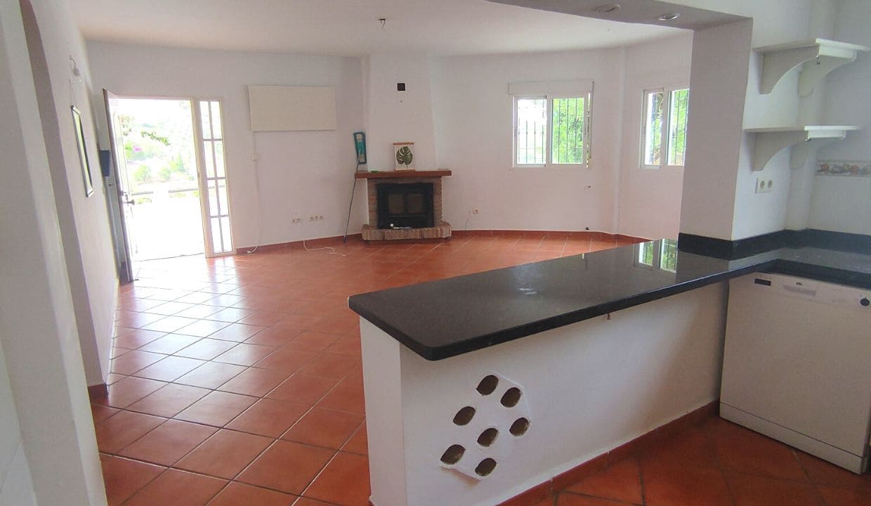 5 soveværelse Villa til salg i Competa med swimmingpool - € 399.000 (Ref: 7724306)