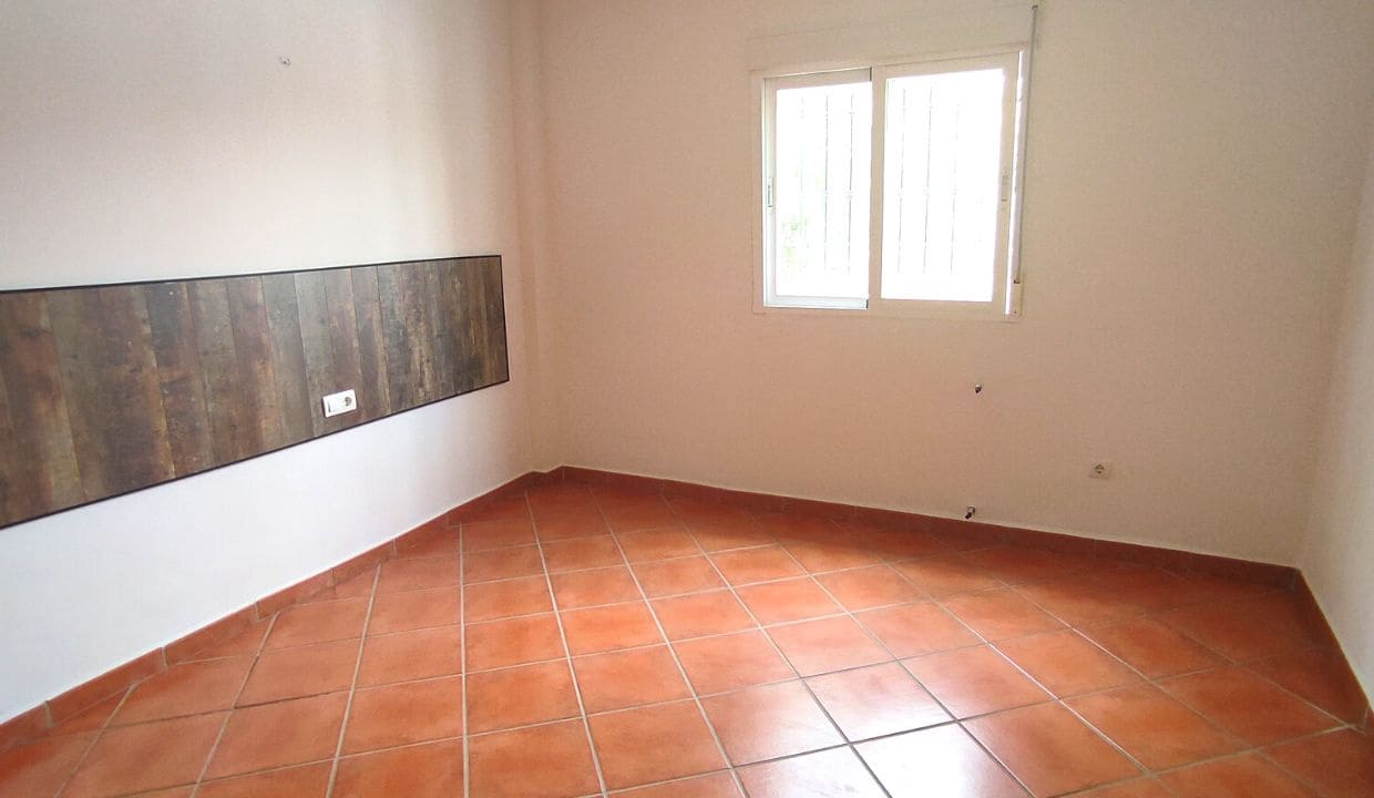 5 soveværelse Villa til salg i Competa med swimmingpool - € 399.000 (Ref: 7724306)