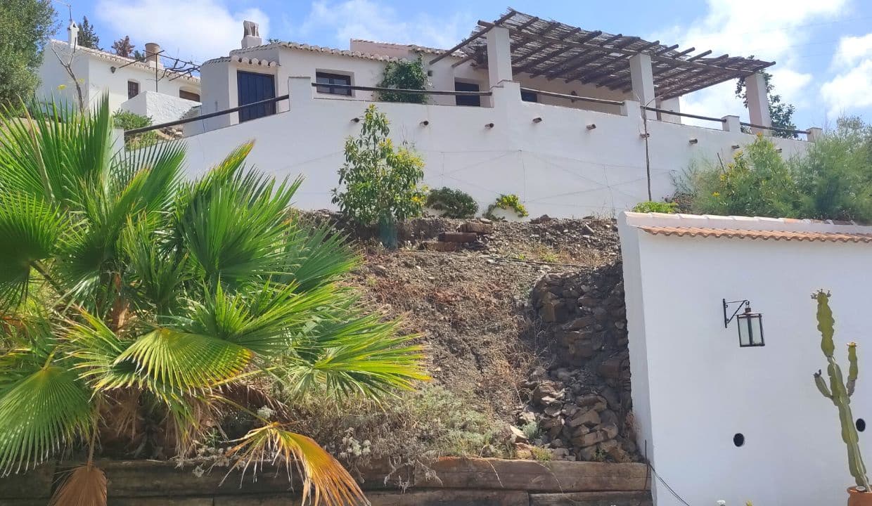 5 soveværelse Villa til salg i Competa med swimmingpool - € 399.000 (Ref: 7724306)