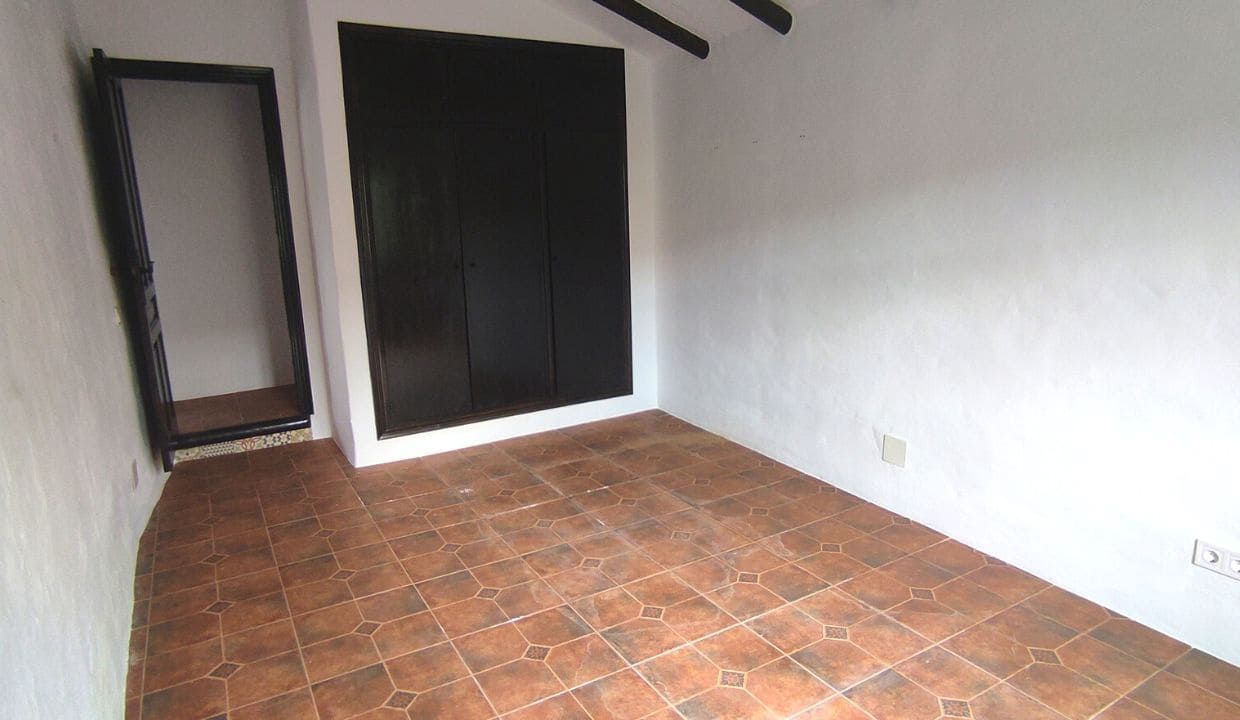 5 soveværelse Villa til salg i Competa med swimmingpool - € 399.000 (Ref: 7724306)