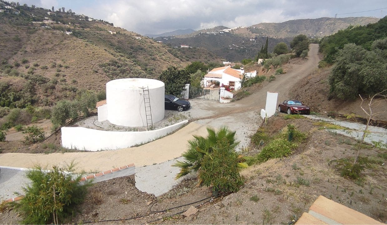 5 soveværelse Villa til salg i Competa med swimmingpool - € 399.000 (Ref: 7724306)