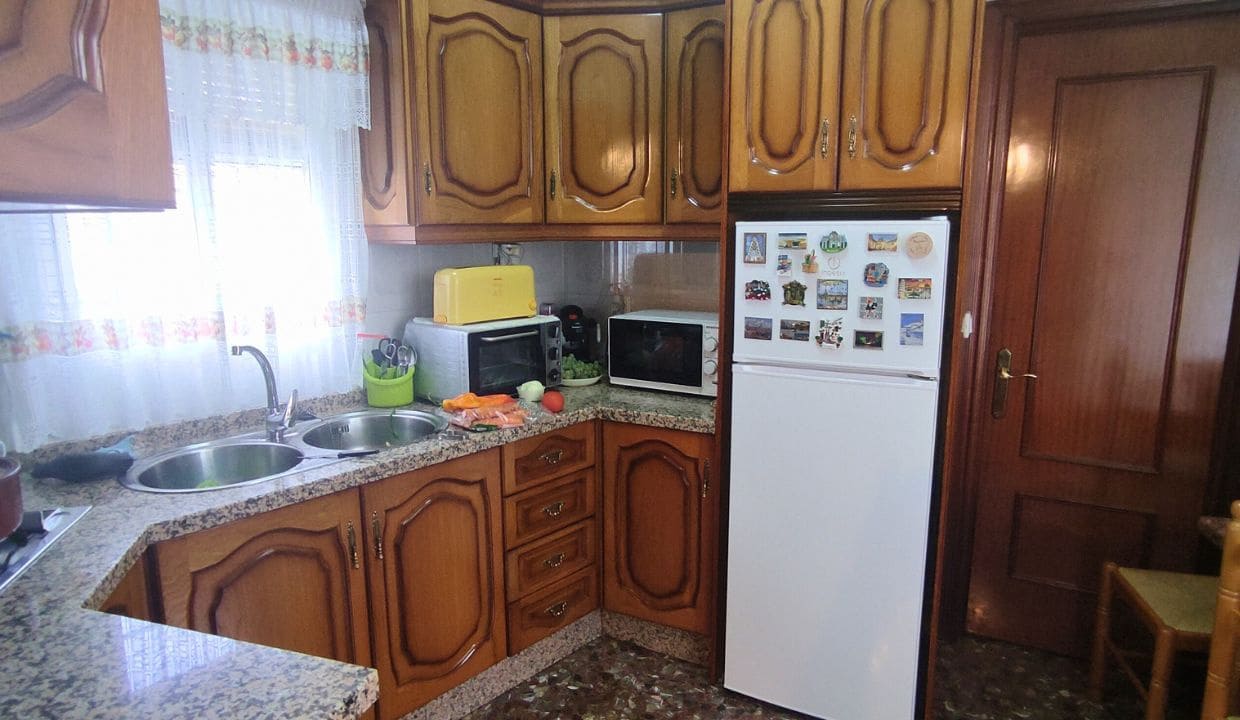 4 soverom Hus til salgs i Sayalonga - € 206 500 (Ref: 7797824)