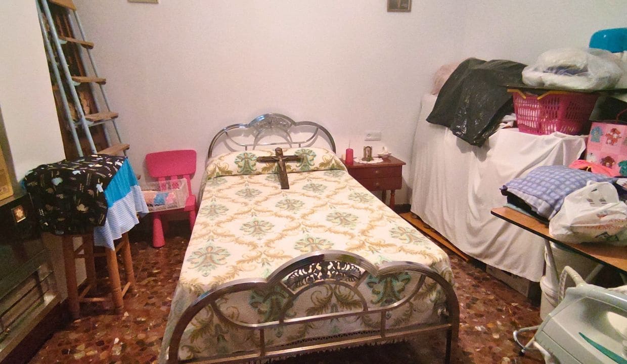 4 soverom Hus til salgs i Sayalonga - € 206 500 (Ref: 7797824)