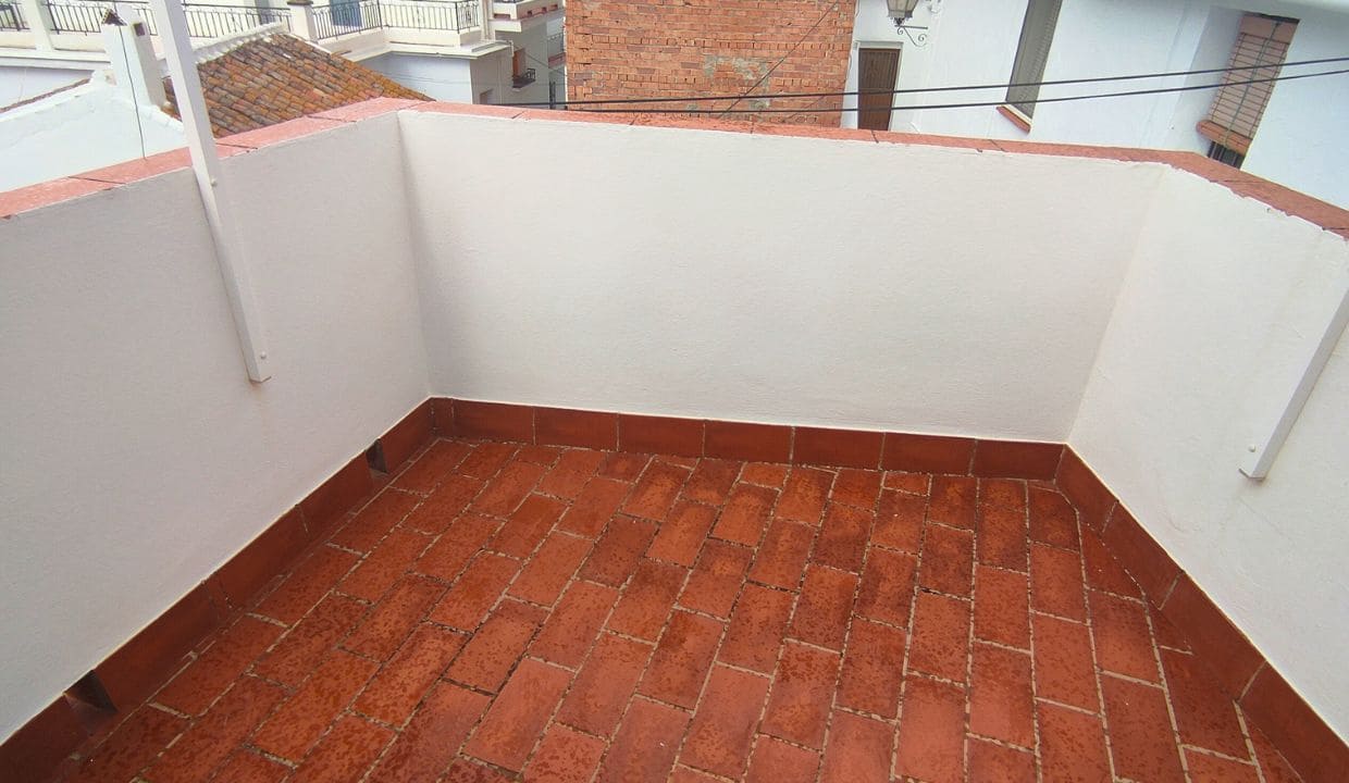 4 soverom Hus til salgs i Sayalonga - € 206 500 (Ref: 7797824)