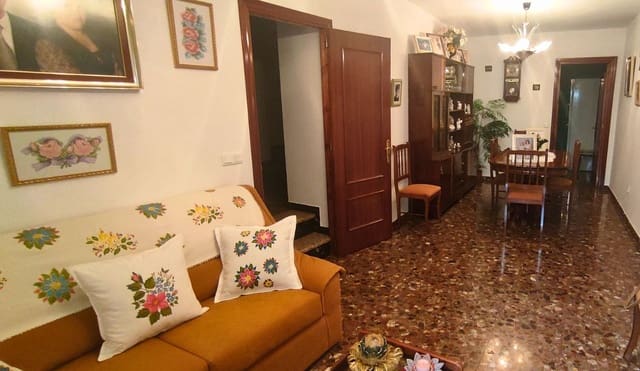 4 sovrum Hus till salu i Sayalonga - 206 500 € (Ref: 7797824)