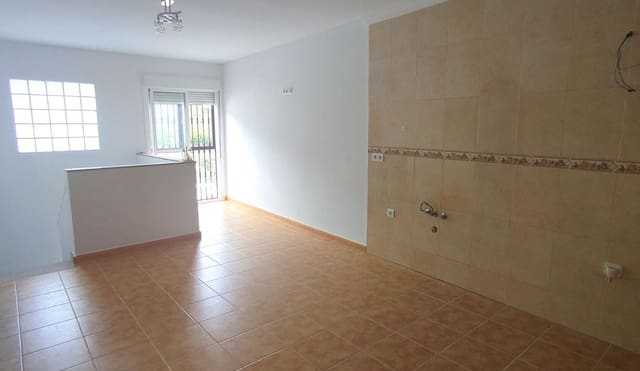 2 sovrum Hus till salu i Sayalonga med garage - 199 000 € (Ref: 7856337)