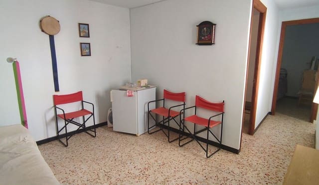 12 soveværelse Byhus til salg i Canillas de Albaida - € 240.000 (Ref: 7876969)