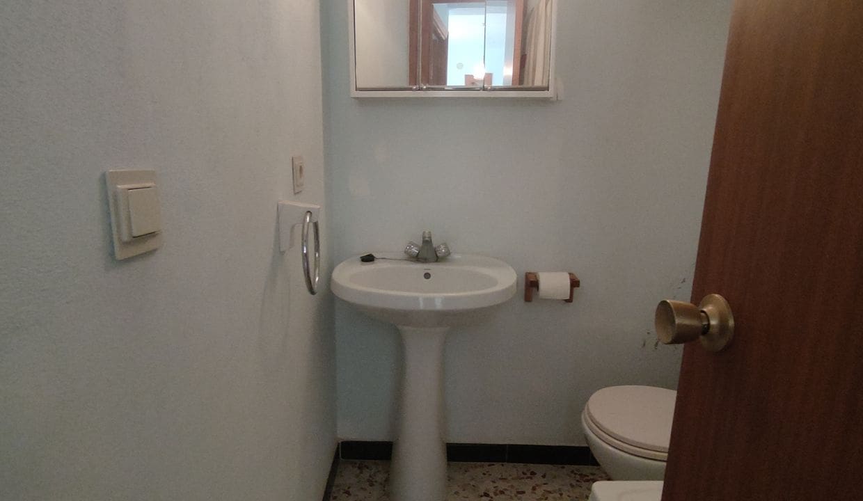 12 soveværelse Byhus til salg i Canillas de Albaida - € 240.000 (Ref: 7876969)