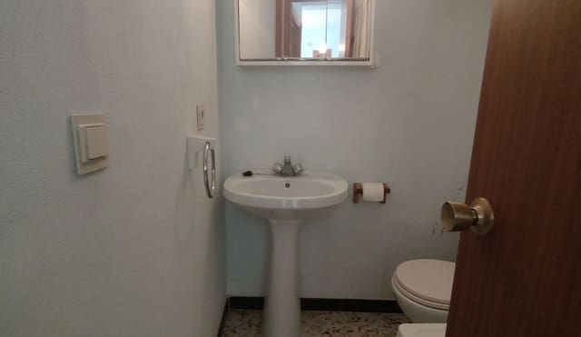 12 soveværelse Byhus til salg i Canillas de Albaida - € 240.000 (Ref: 7876969)