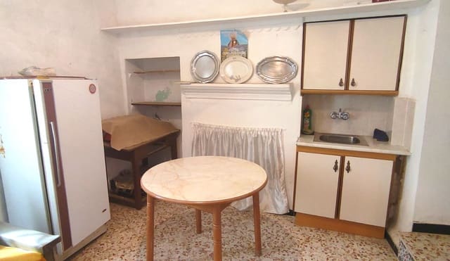 12 soveværelse Byhus til salg i Canillas de Albaida - € 240.000 (Ref: 7876969)