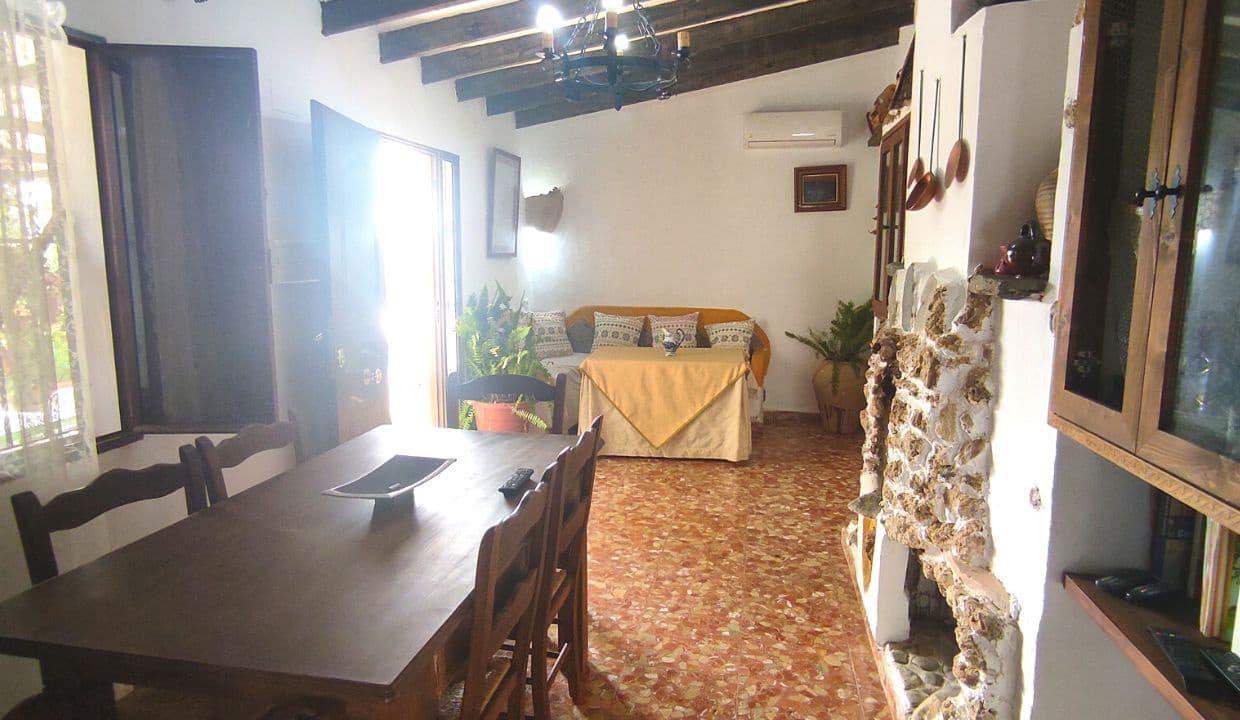 3 soveværelse Villa til salg i Sedella med swimmingpool - € 225.000 (Ref: 7912907)