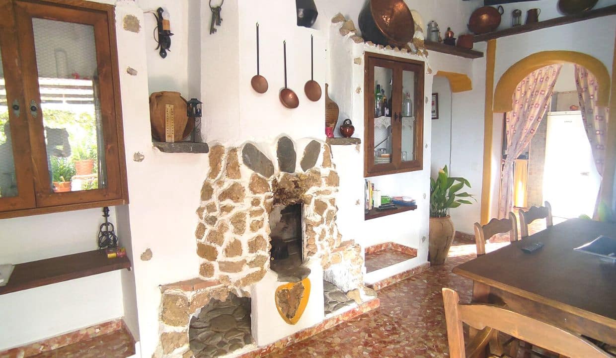 3 soveværelse Villa til salg i Sedella med swimmingpool - € 225.000 (Ref: 7912907)