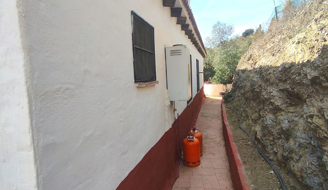 3 soveværelse Villa til salg i Sedella med swimmingpool - € 225.000 (Ref: 7912907)