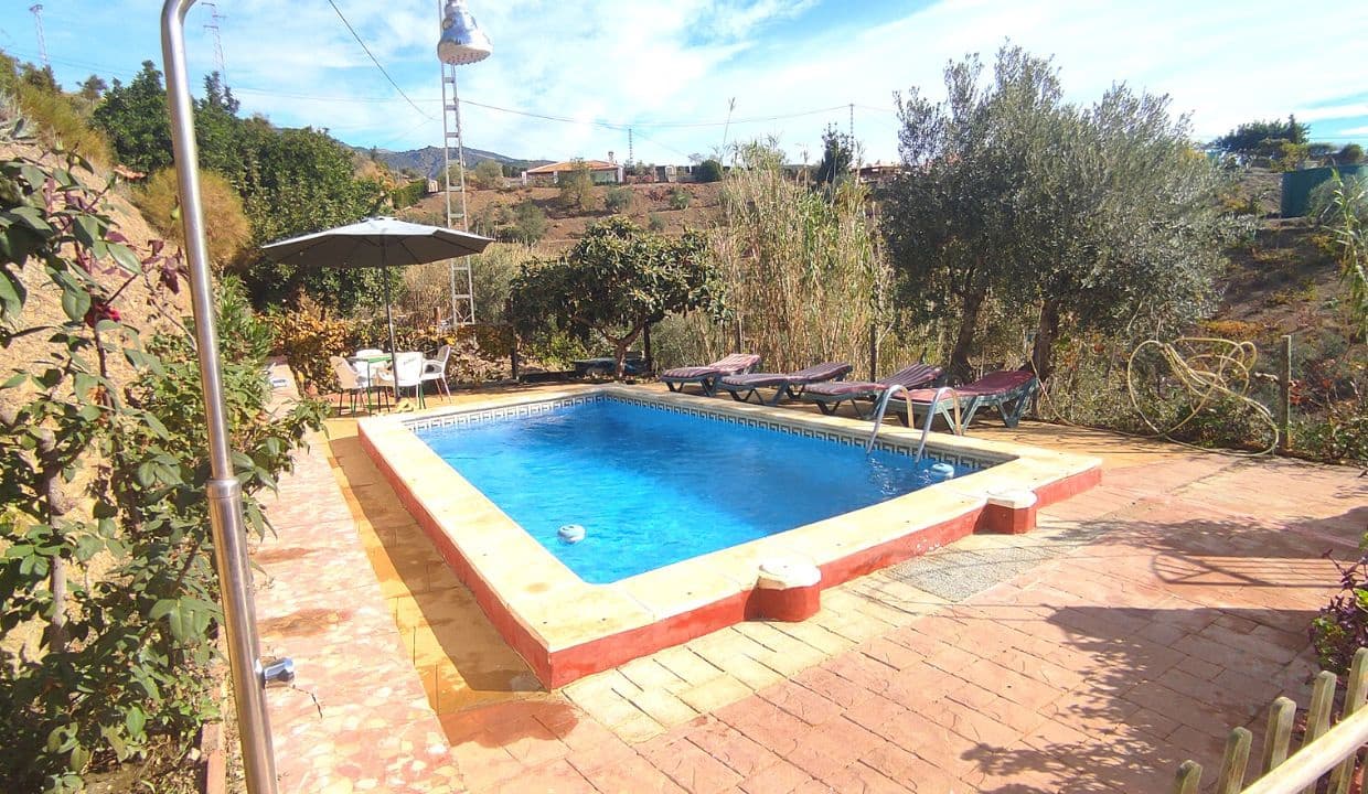 3 soveværelse Villa til salg i Sedella med swimmingpool - € 225.000 (Ref: 7912907)