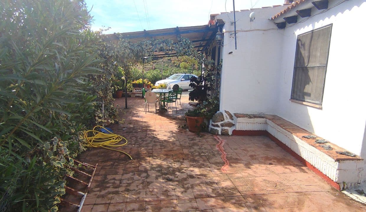 3 soveværelse Villa til salg i Sedella med swimmingpool - € 225.000 (Ref: 7912907)