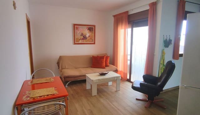 Appartement de 1 chambre à louer à Cómpeta avec piscine - 650 € (Ref: 7962514)